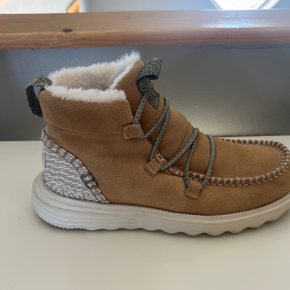 Tan and White Hey Dudes High-Top Boots with Fluffy Lining
